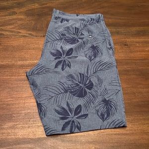 Travis Mathew Patterned Shorts, Size 36